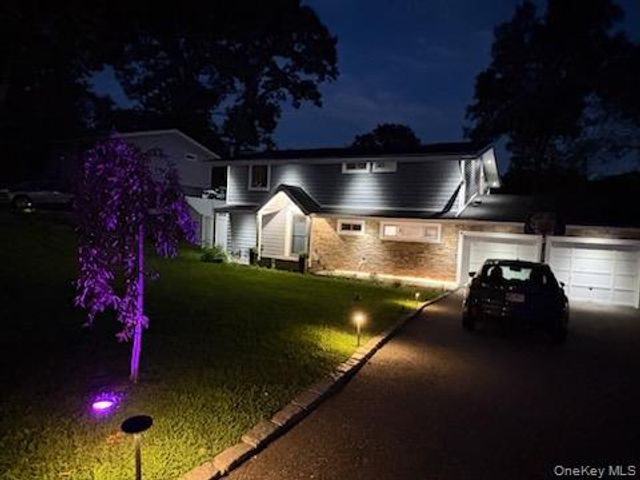 28 Florida Avenue, Commack, NY 11725