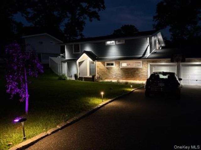 28 Florida Avenue, Commack, NY 11725