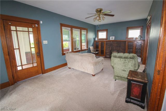 543 W Maple Street, North Canton, OH 44720