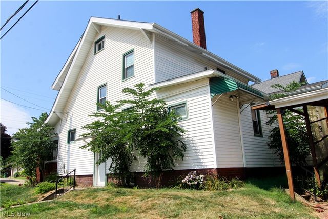 543 W Maple Street, North Canton, OH 44720