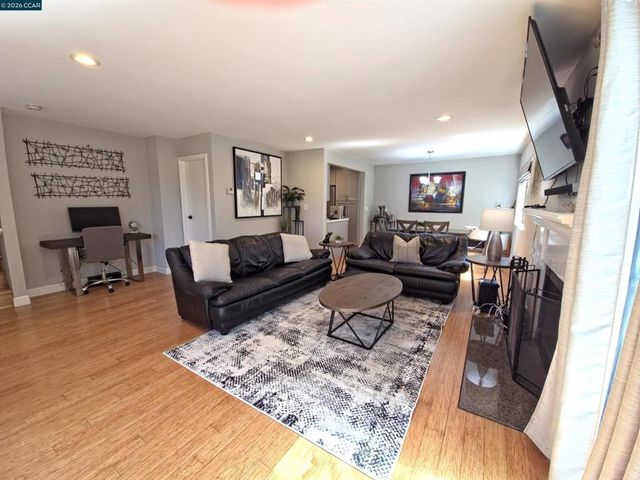 1739 Dalessi Dr, Pinole, CA 94564