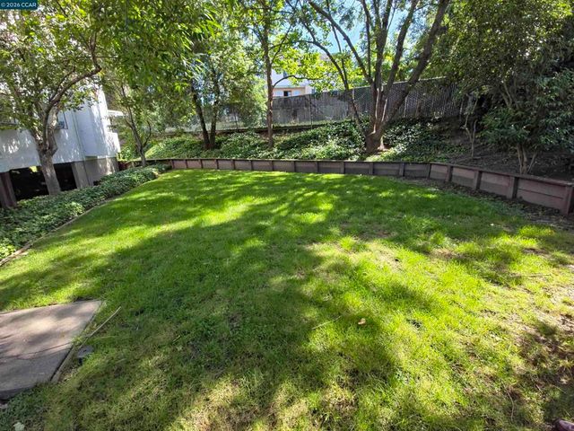 1739 Dalessi Dr, Pinole, CA 94564
