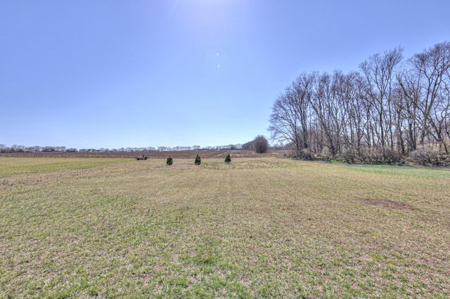 1059 S Cross Bridges Rd, Mount Pleasant, TN 38474