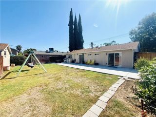 23823 Victory, West Hills, CA 91307
