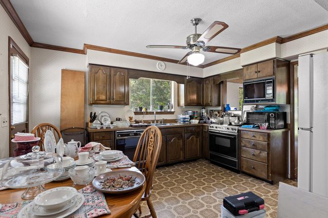 1215 John Ross Road, Chattanooga, TN 37412