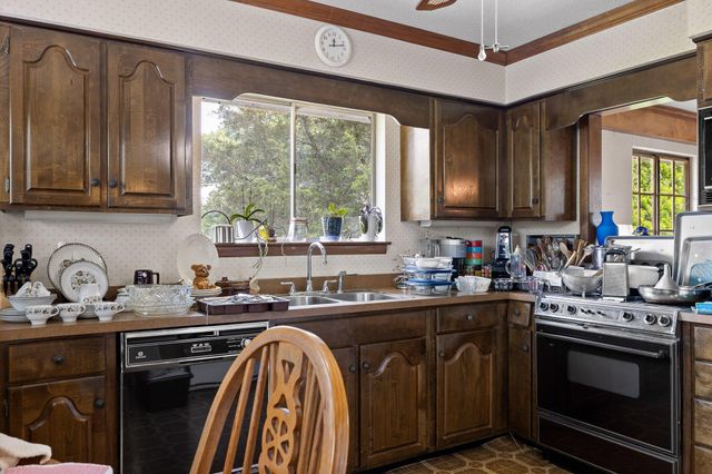 1215 John Ross Road, Chattanooga, TN 37412
