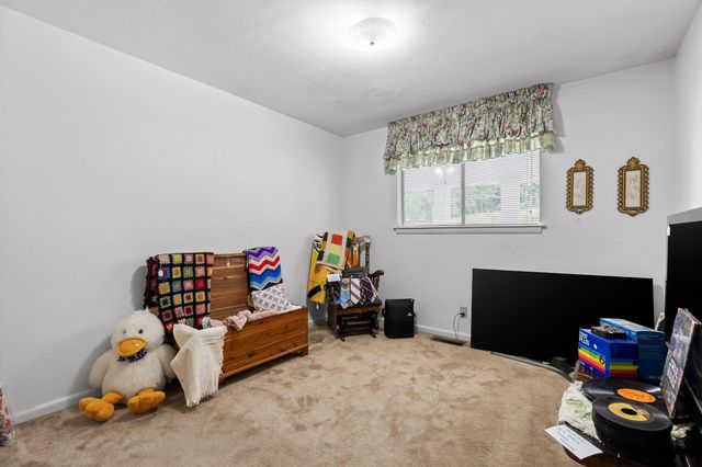 1215 John Ross Road, Chattanooga, TN 37412