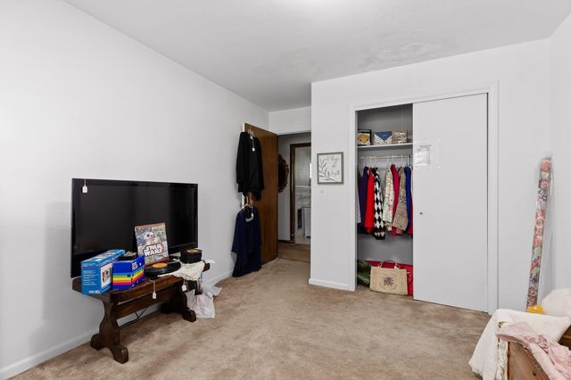 1215 John Ross Road, Chattanooga, TN 37412