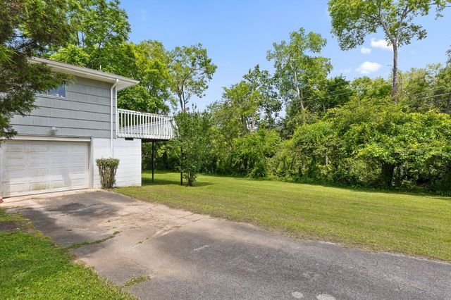 1215 John Ross Road, Chattanooga, TN 37412