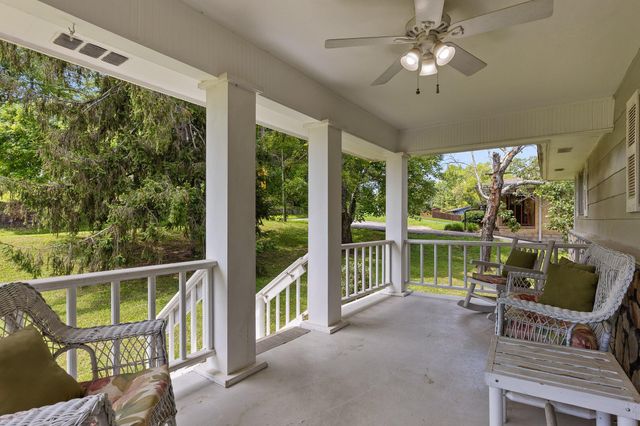 1215 John Ross Road, Chattanooga, TN 37412