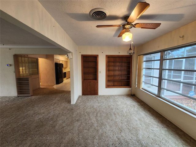 975 S TUTTLE AVENUE, Sarasota, FL 34237