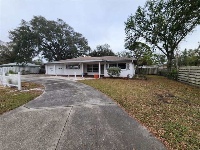 975 S TUTTLE AVENUE, Sarasota, FL 34237