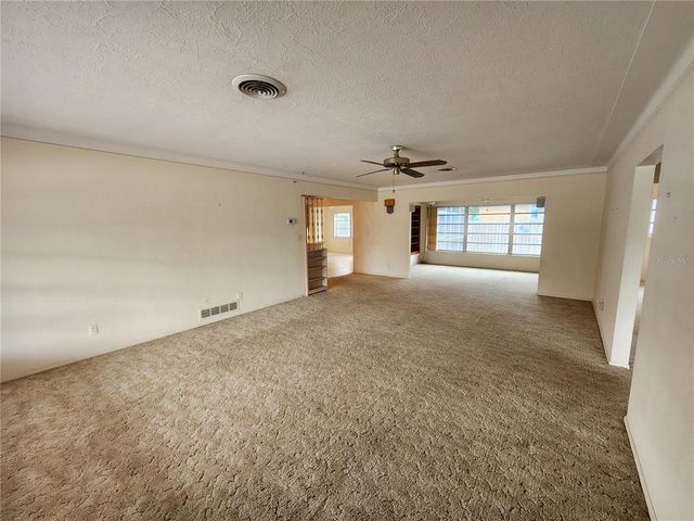 975 S TUTTLE AVENUE, Sarasota, FL 34237