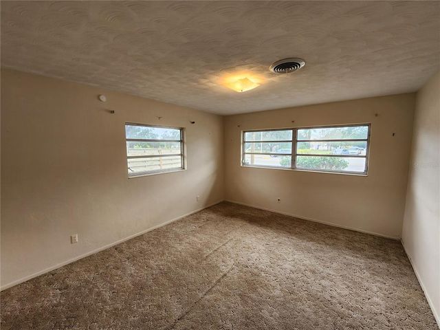 975 S TUTTLE AVENUE, Sarasota, FL 34237