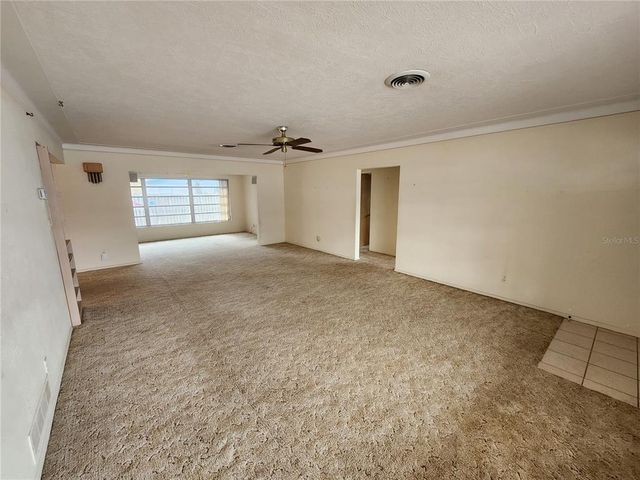 975 S TUTTLE AVENUE, Sarasota, FL 34237