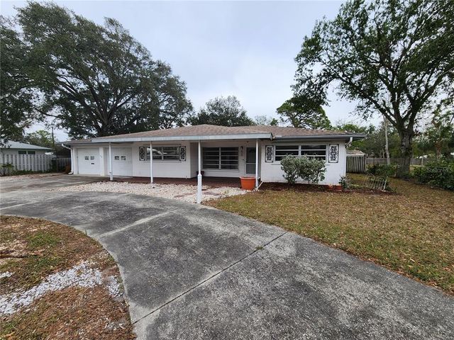 975 S TUTTLE AVENUE, Sarasota, FL 34237