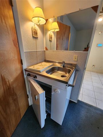 975 S TUTTLE AVENUE, Sarasota, FL 34237