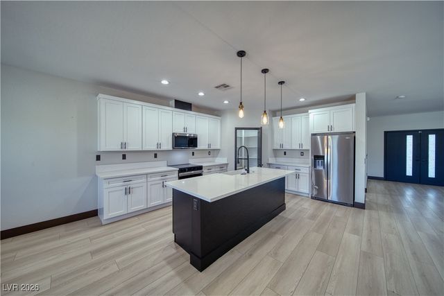 3781 South Oakleaf Avenue, Pahrump, NV 89048