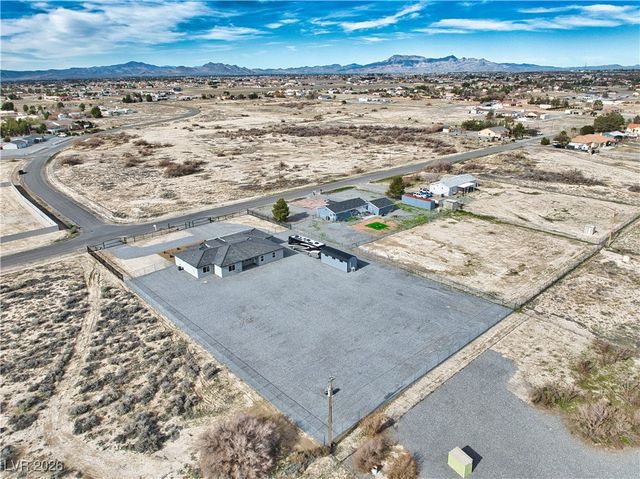 3781 South Oakleaf Avenue, Pahrump, NV 89048