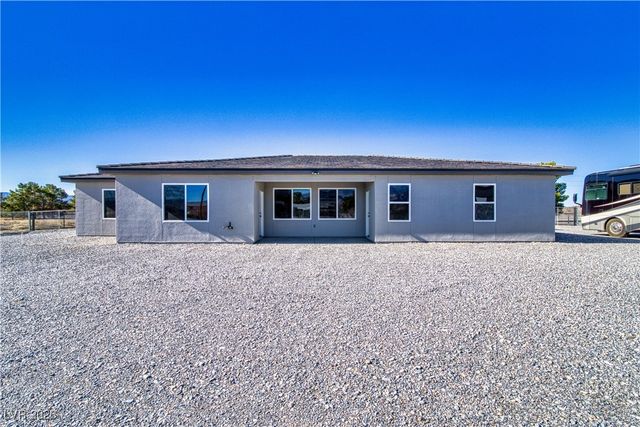 3781 South Oakleaf Avenue, Pahrump, NV 89048