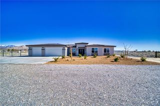 3781 South Oakleaf Avenue, Pahrump, NV 89048