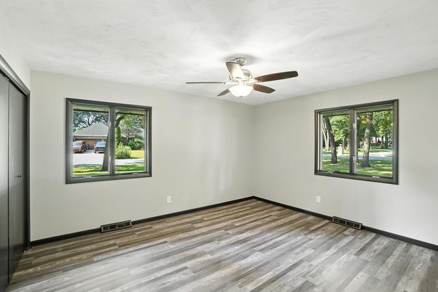 2711 Edgewood Drive, Dyer, IN 46311