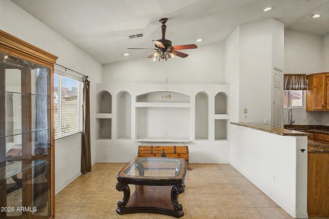 4540 W RENEE Drive, Glendale, AZ 85308