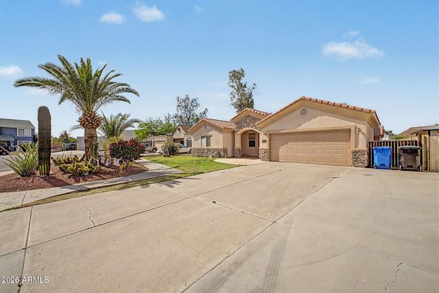 4540 W RENEE Drive, Glendale, AZ 85308