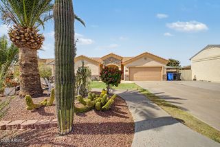4540 W RENEE Drive, Glendale, AZ 85308