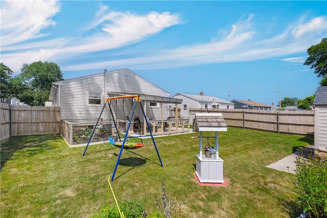 27 Vineyard Street, Pawtucket, RI 02860