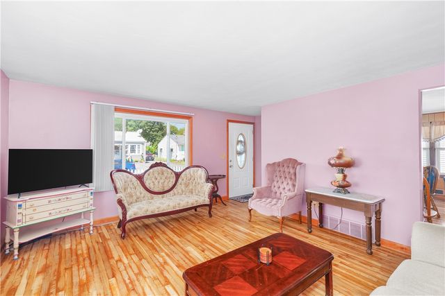 27 Vineyard Street, Pawtucket, RI 02860