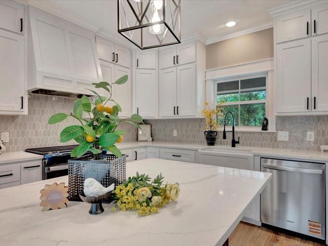 537 Cc Road, Diboll, TX 75941