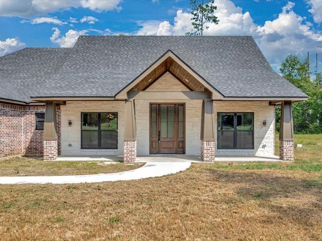 537 Cc Road, Diboll, TX 75941