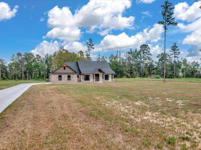 537 Cc Road, Diboll, TX 75941