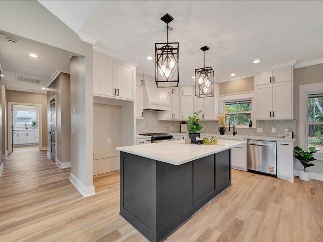 537 Cc Road, Diboll, TX 75941