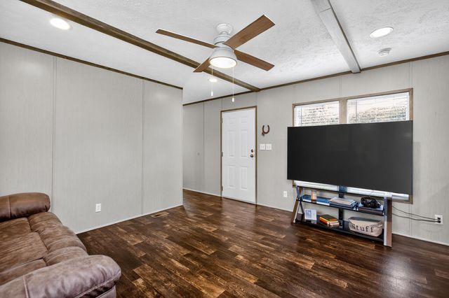 936 Dripping Springs Road, Crab Orchard, KY 40419