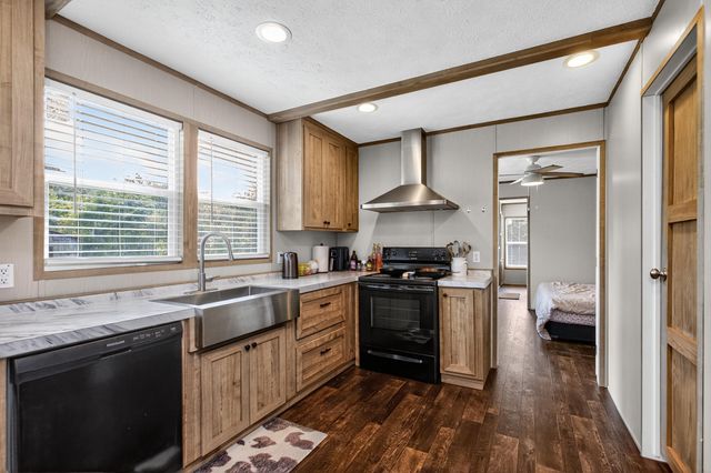 936 Dripping Springs Road, Crab Orchard, KY 40419