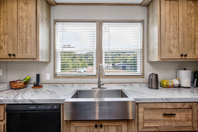 936 Dripping Springs Road, Crab Orchard, KY 40419