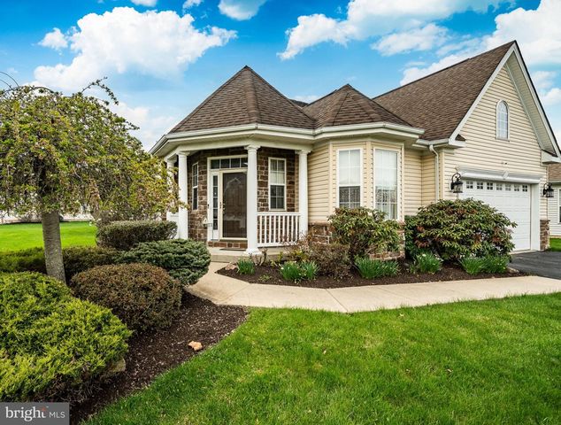 1401 CAMEO CT, Quakertown, PA 18951