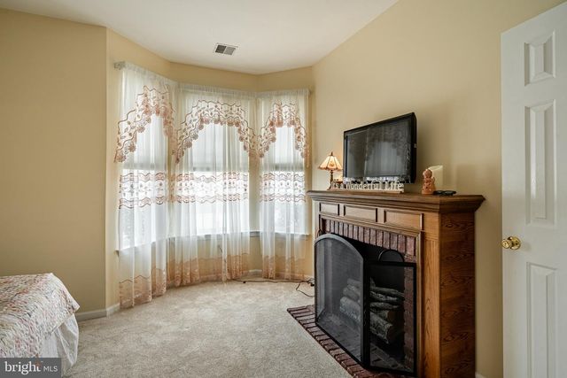 1401 CAMEO CT, Quakertown, PA 18951
