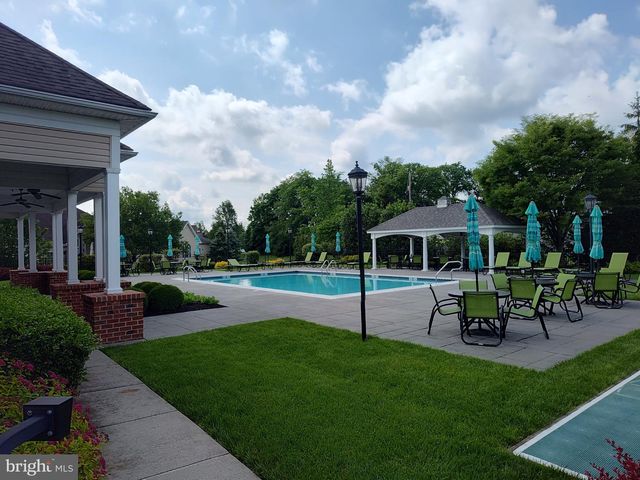 1401 CAMEO CT, Quakertown, PA 18951