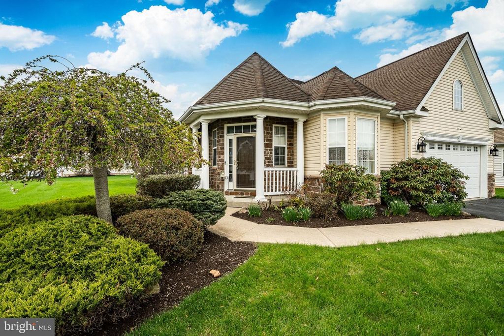 1401 CAMEO CT, Quakertown, PA 18951