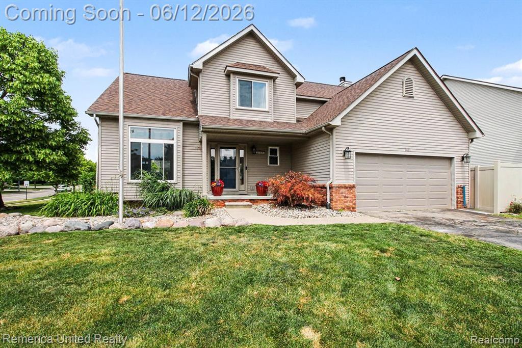 1411 Baywood Circle, Brighton, MI 48116