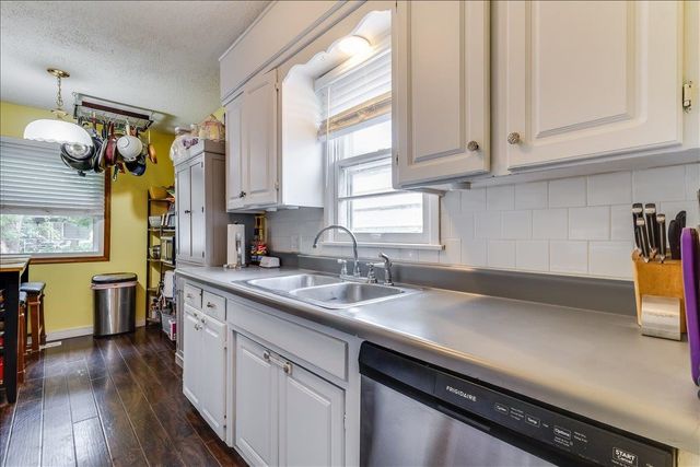 4558 S Fern Ave, Wichita, KS 67217