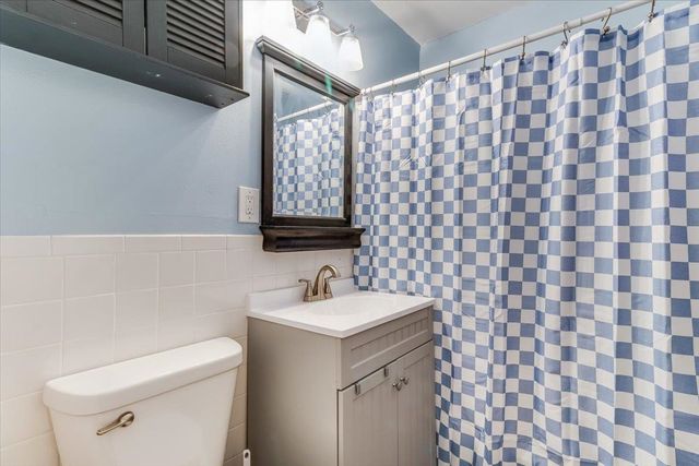 4558 S Fern Ave, Wichita, KS 67217