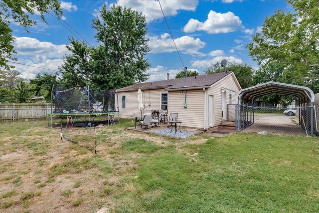 4558 S Fern Ave, Wichita, KS 67217