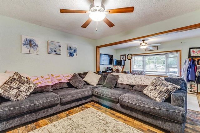 4558 S Fern Ave, Wichita, KS 67217