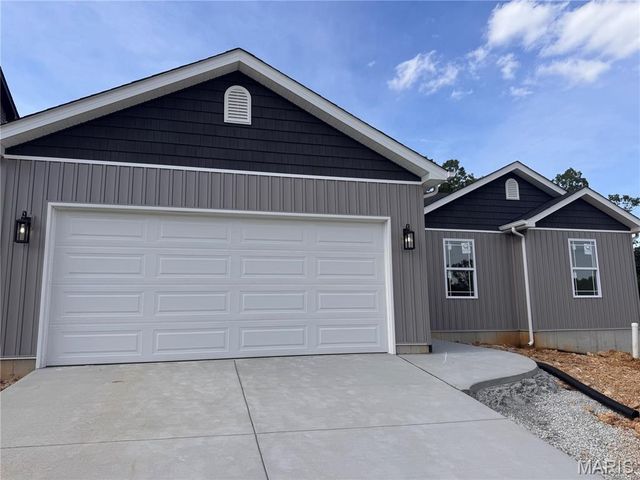 713 Blake Drive, Hillsboro, MO 63050