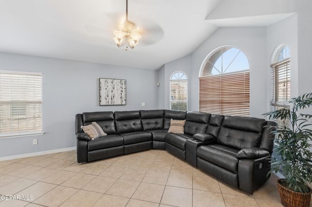 1369 LUZ CARPIO Way, El Paso, TX 79936