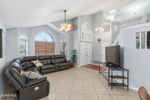 1369 LUZ CARPIO Way, El Paso, TX 79936